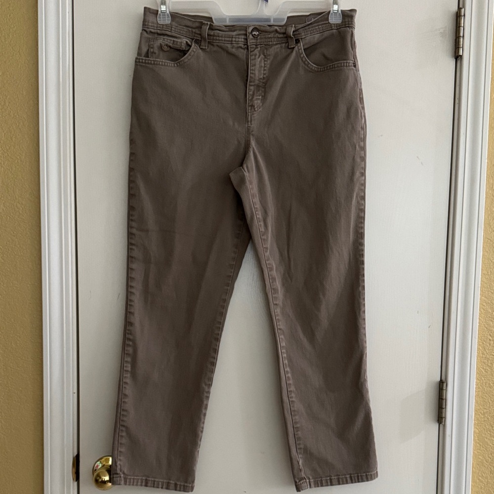 Gloria Vanderbilt Amanda Straight Leg Jeans - Tan Size 12 Short